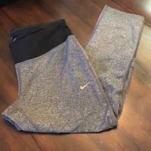 Nike Dri-fit running classic cropped waist tie, back zipper pocket leggings